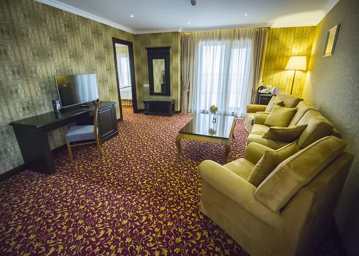Colosseum Marina Hotel Batum