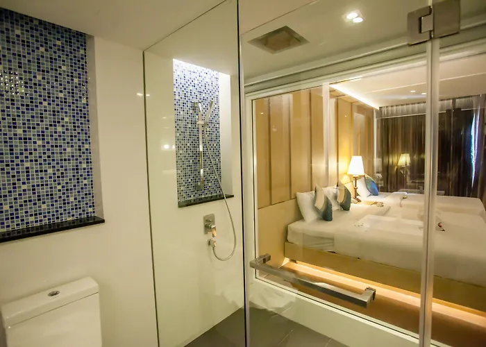 Phi Phi Harbour View Hotel