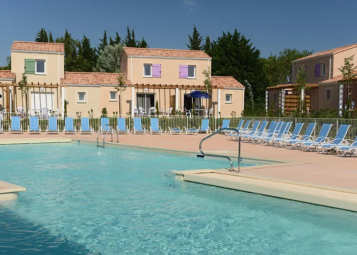 Residence Odalys Le Mas Des Alpilles Paradou