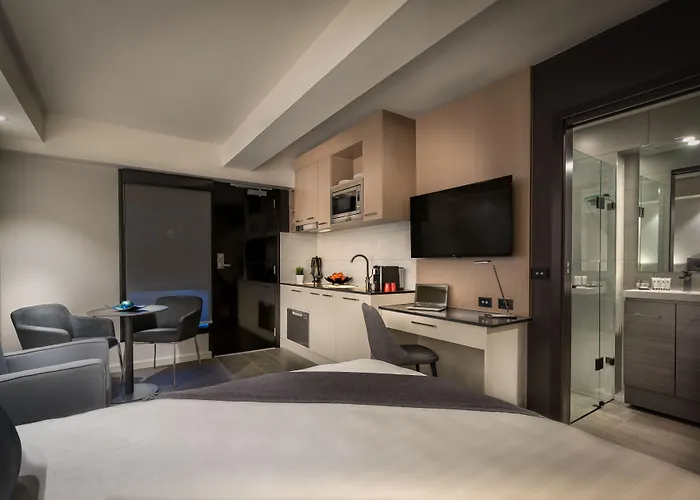 Aparthotel Crest On Park Melburne