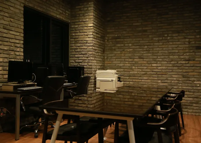 Vella Suite Hotel Suwon
