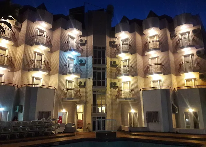 Avlu 4 Apart otel Marmaris