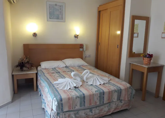 Avlu 4 Apart otel Marmaris