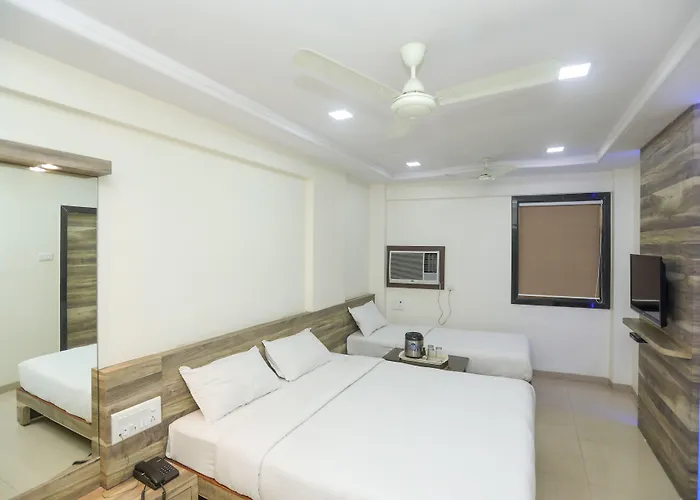 Hotel Mid Town Mumbai