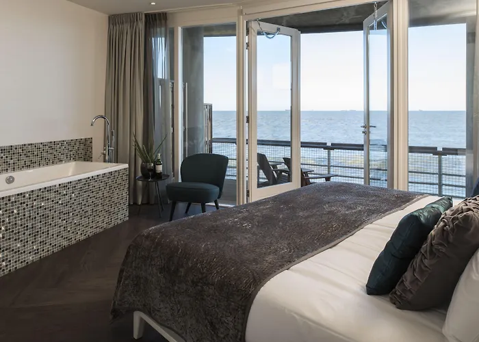 De Pier Suites The Hague