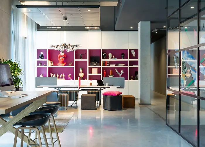 Moxy Frankfurt Airport Hotel Frankfurt am Main