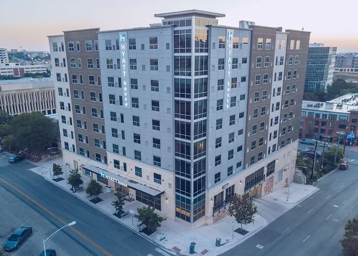 Hyatt House Austin/Downtown Hotel