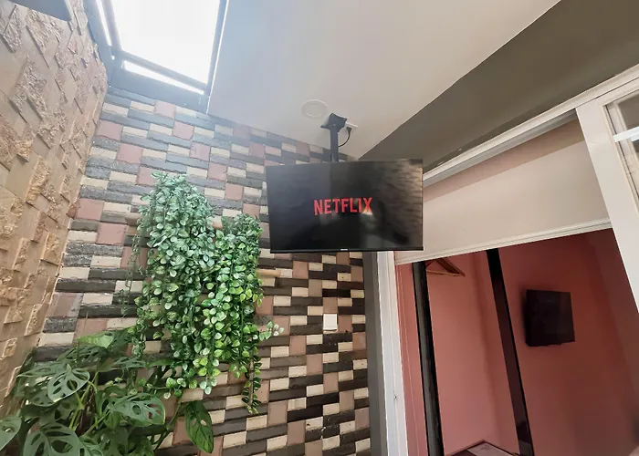 Verse Lite Hotel Gajah Mada Jakarta