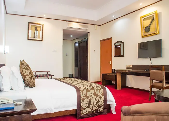 Lake View Resort Hotel Mbarara