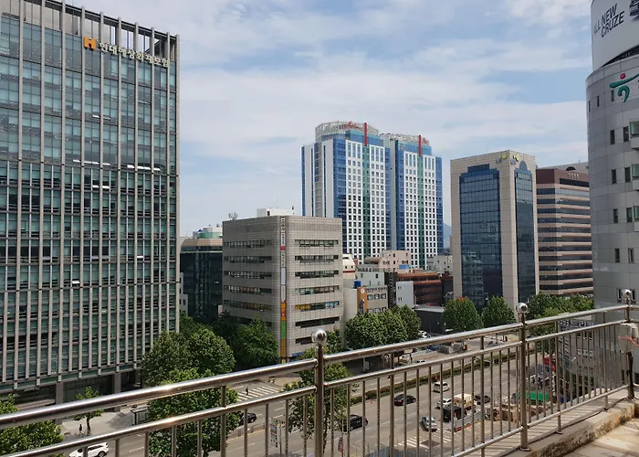 Plus Motel Busan