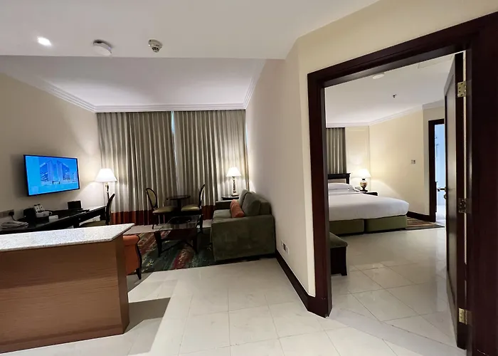 City Seasons Suites Dubái