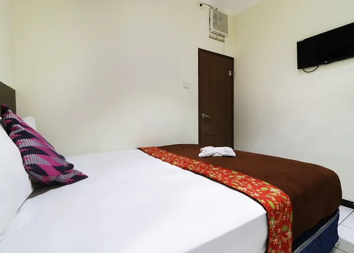 Bantal Guling Pasar Baru Hotel Bandung