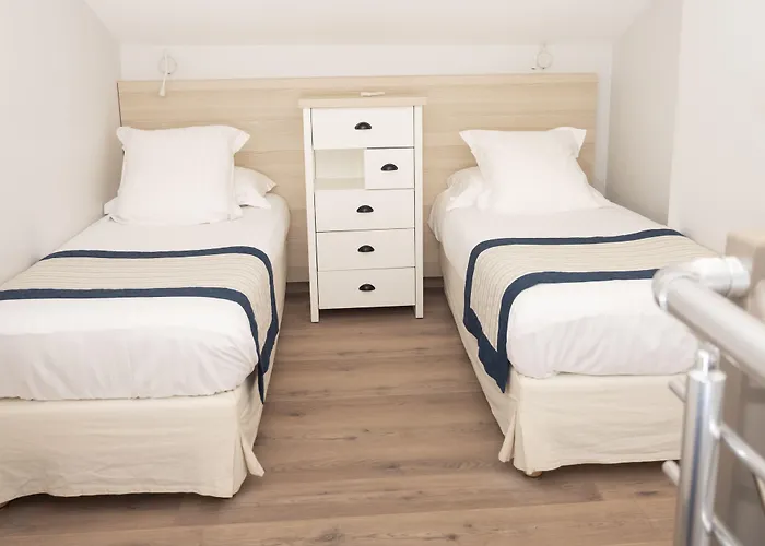 Hotel La Ciotat - A Deux Pas De L'Eau
