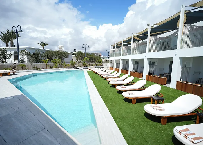 Blue Harbour Boutique Apart otel Aya Napa