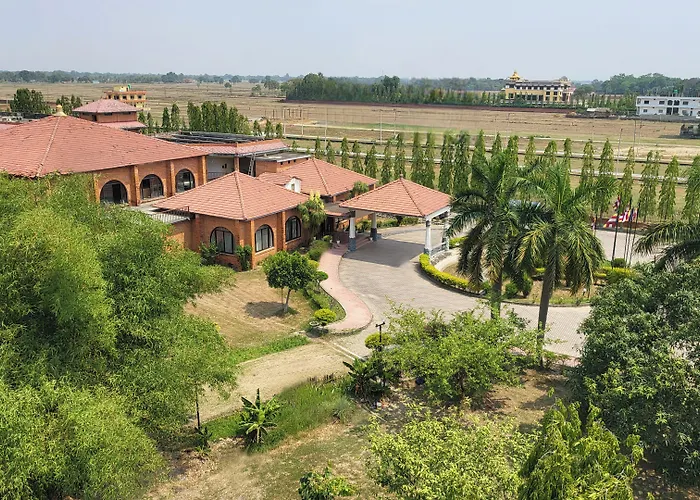Hotel Lumbini Garden New Crystal