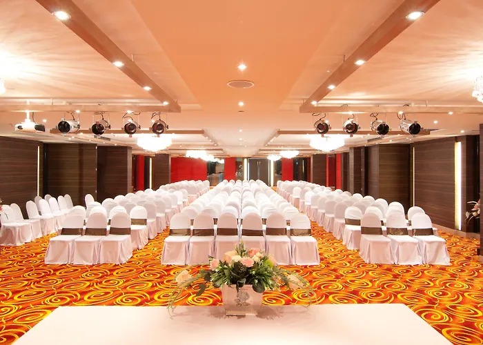 Grand Lord Boutique Hotel -Srinakarin Bangkok