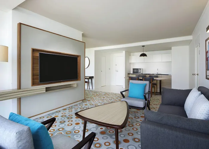Fairfield By Marriott Surabaya Hotel