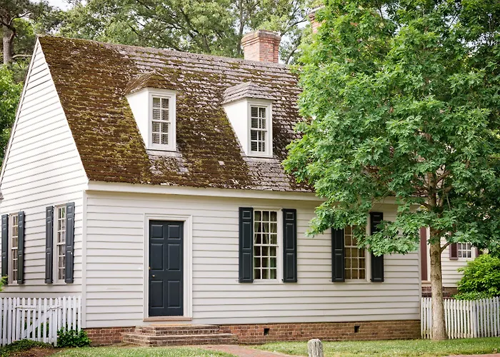 Colonial Houses Historic Lodging Williamsburg