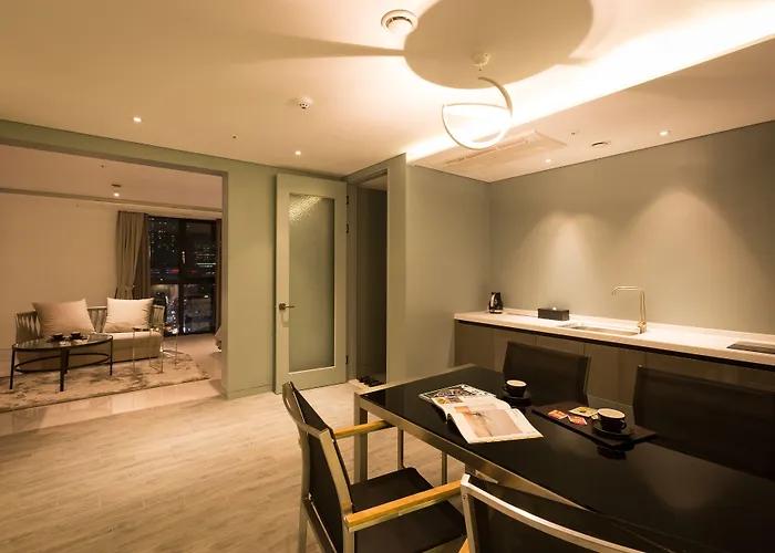 Trang Blue Hotel Seoul