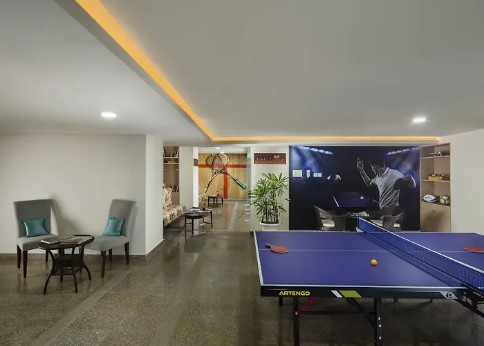 Sandal Suites By Lemon Tree Hotels Noida
