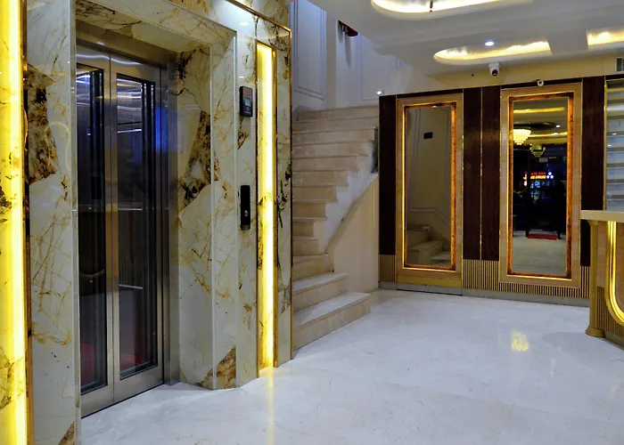 Hotel Grand Plaza New Delhi