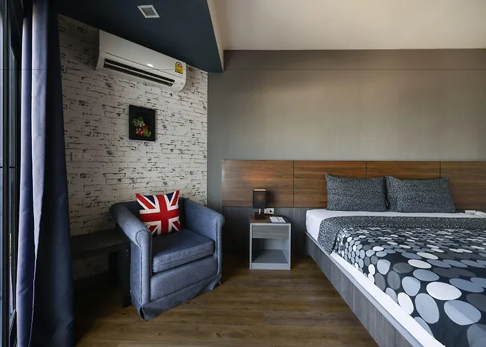 The Loft Seaside Sriracha Hotel Si Racha