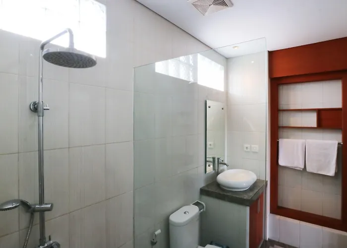 Kondra Premiere Guest House Kuta