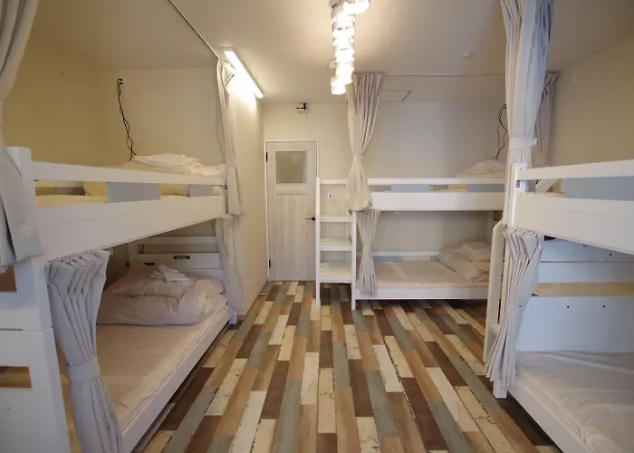 Cinnamon Guesthouse Dogo Matsuyama 