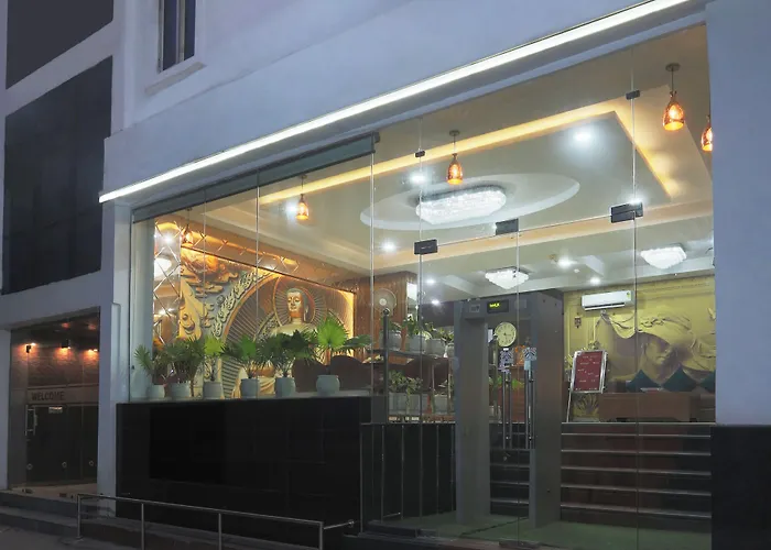 Hotel Castle Blue New Delhi Near Igi Airport