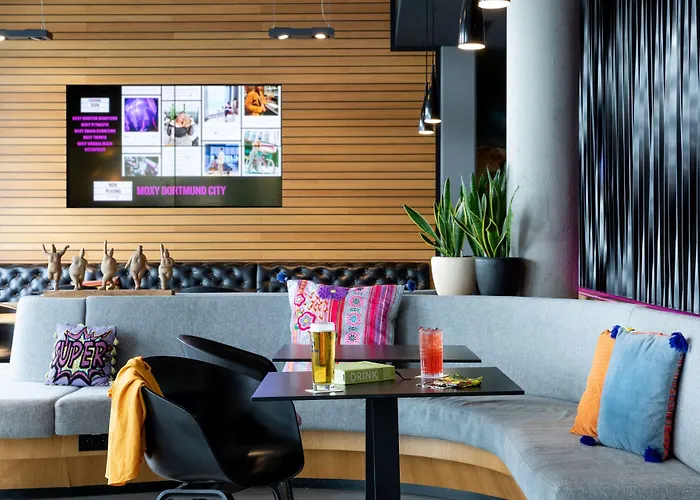 Moxy Frankfurt Eschborn Hotel