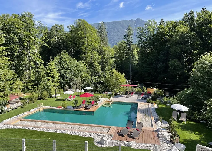 Bayern Resort Hotel - Adults Only - Mit Zugspitzblick - Eibsee-Naehe - Wellnessbereich - Naturpool Im Sommer Grainau