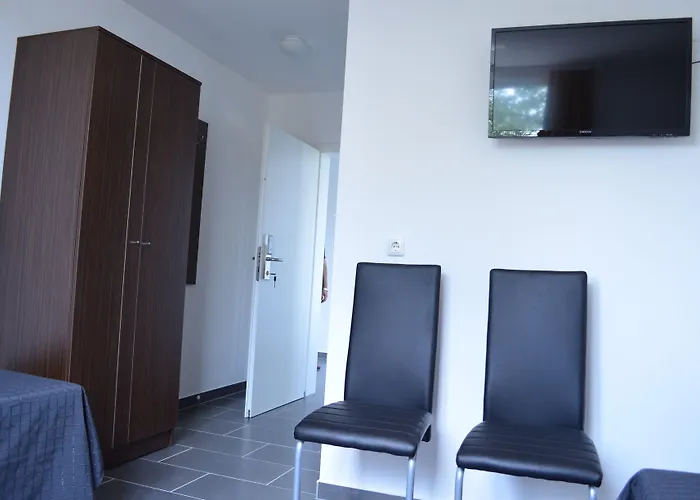 Zwei Raben Pension Mainz