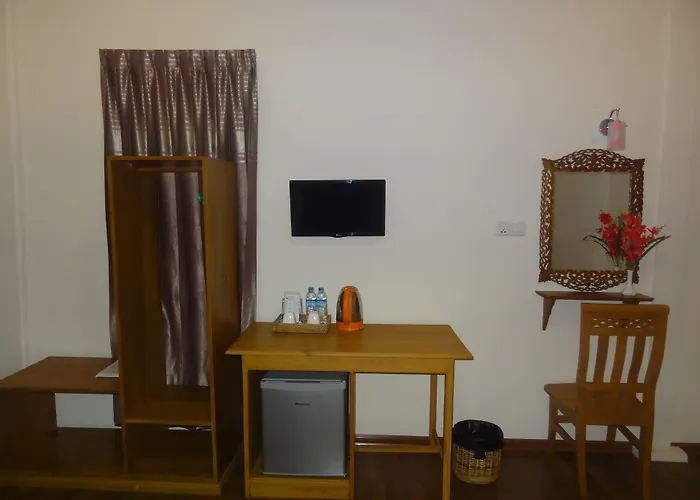 Bagan Emerald Hotel