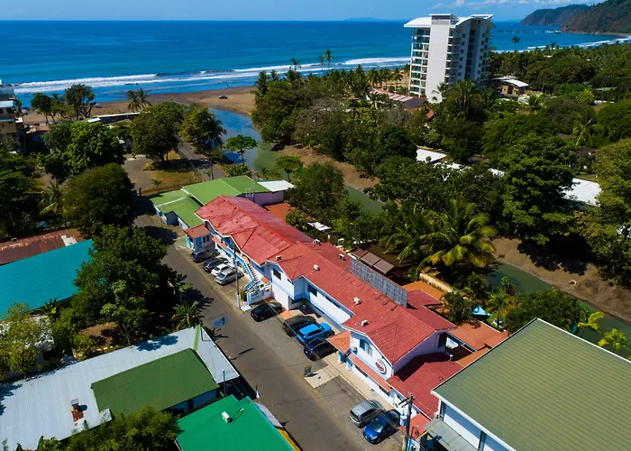 Club Ibiza - Party Hotel & Beach Club Jaco