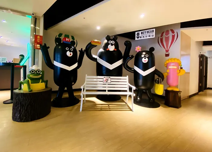 Hey Bear Capsule Hotel Taipéi