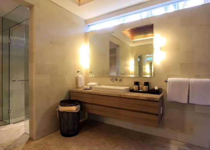 Villa Suar Drupadi Seminyak 