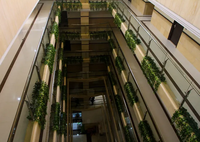 Queen Plaza Hotel Hebron