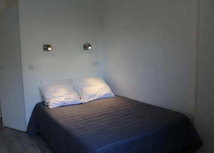 Le Kleber Hotel Montreuil 