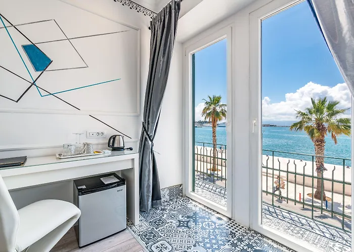 Galeria Valeria Seaside Downtown - Mag Quaint & Elegant Boutique Hotels Split