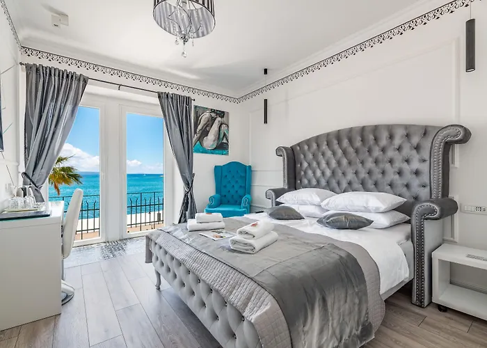 Galeria Valeria Seaside Downtown - Mag Quaint & Elegant Boutique Hotels Split