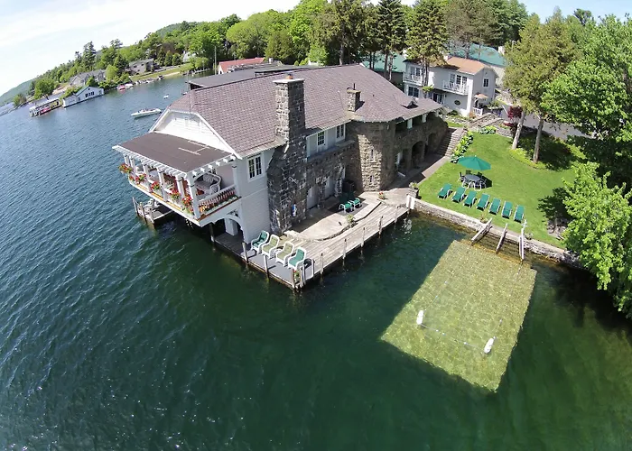 Lake George Boathouse Waterfront Lodging Bolton Landing