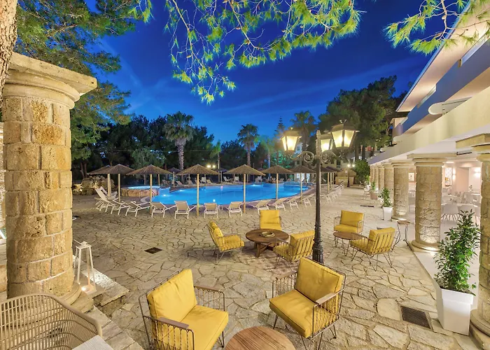 Hotel Vasilikos Beach