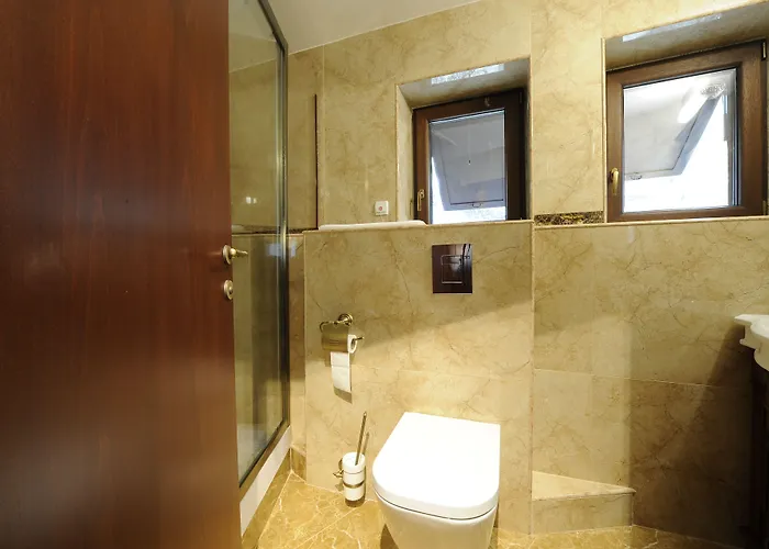 Hotel Senigallia Üsküp