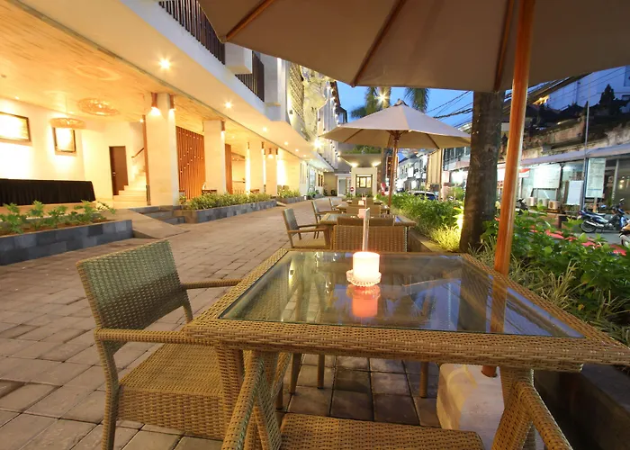 Grand La Walon Hotel Legian 
