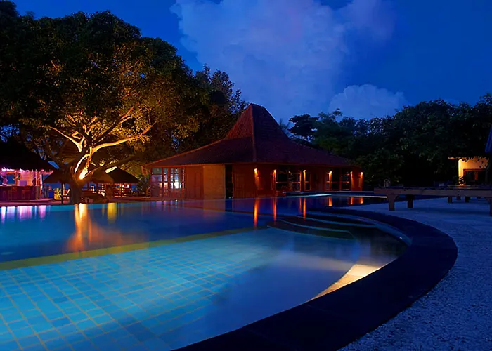 Oceans 5 Dive Resort Gili Islands
