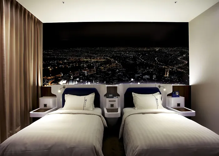 Airline Inn Green Park Way Taichung
