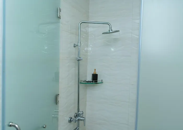 Queen Central Hotel - Ben Thanh Market Ho Chi Minh City
