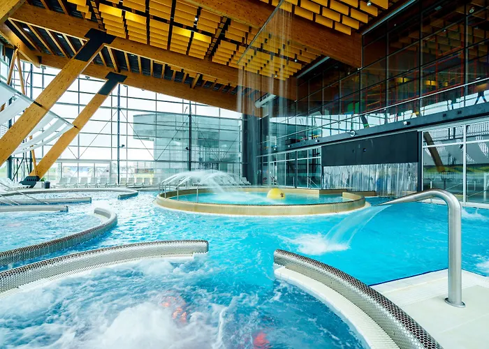 Hotel Aquacity Riverside Poprad