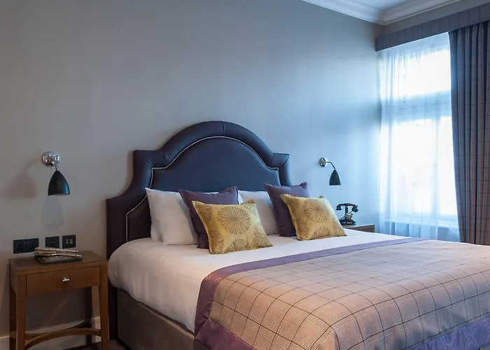 Bishop'S Gate Hotel Londonderry