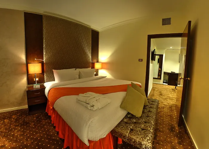 Meneur Hotel Amán